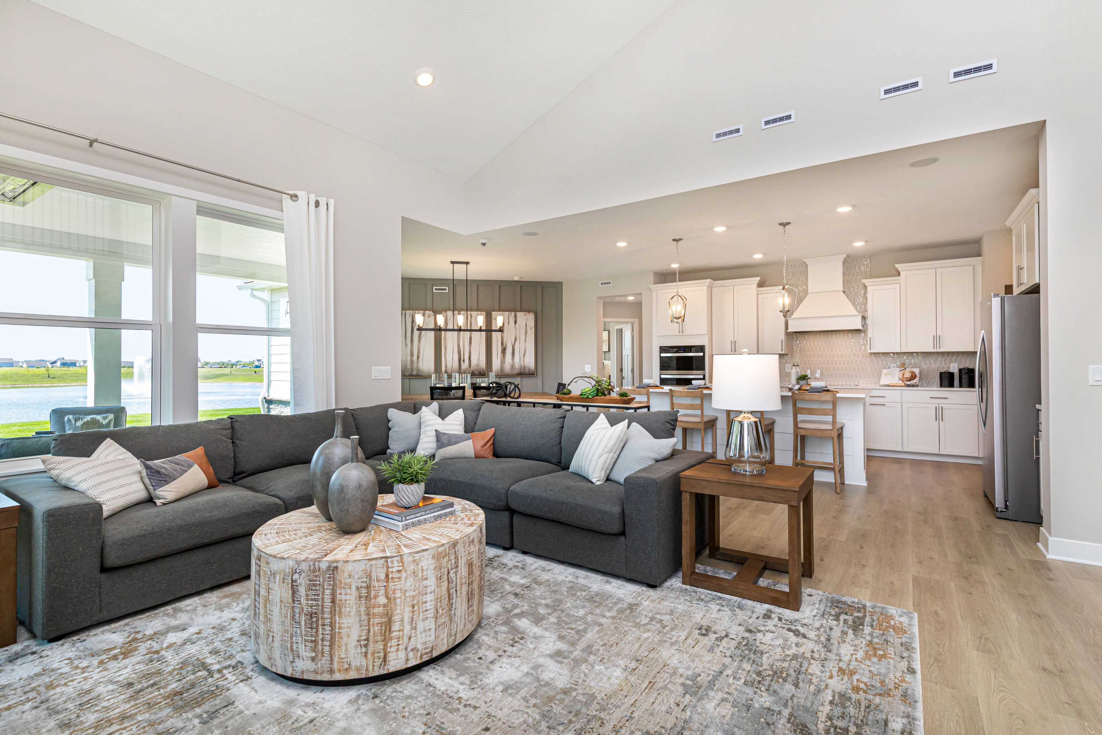 great room with vaulted ceilings
