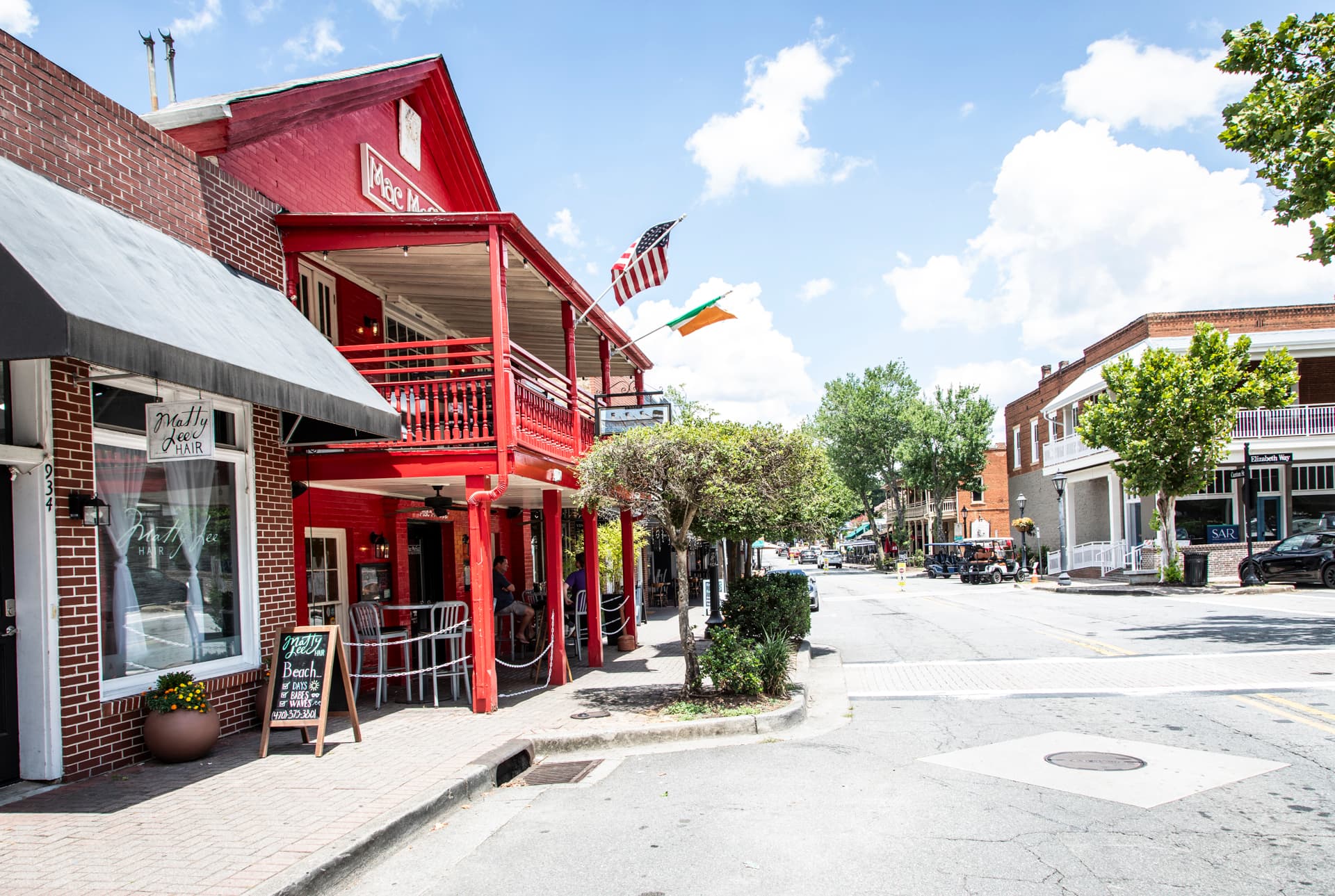 downtown roswell with golfcarts & streetscape