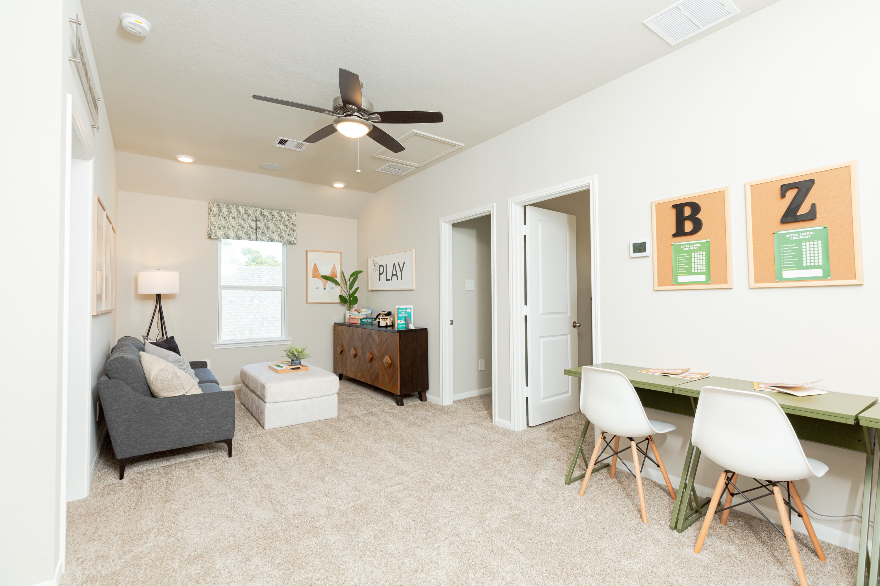 loft with carpet